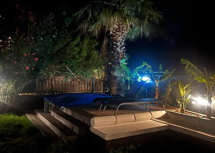 וילה Oludeniz Luxury With Jacuzzi, Common Pool פאטהיה