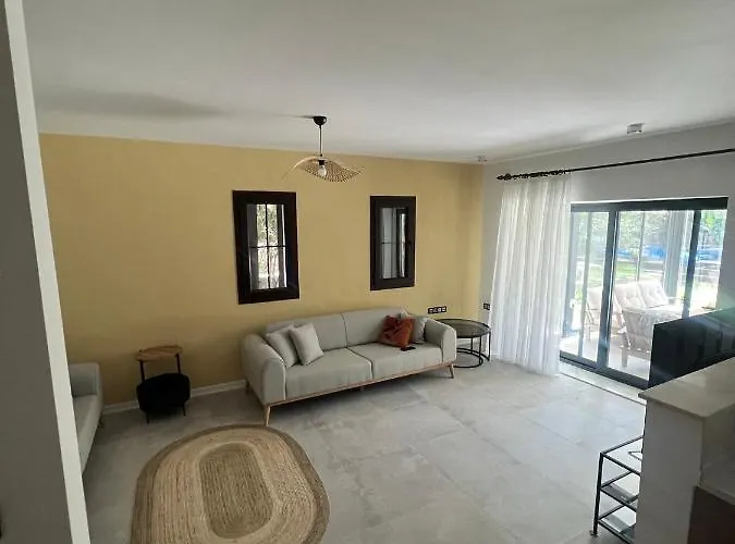 Oludeniz Luxury With Jacuzzi, Common Pool פאטהיה