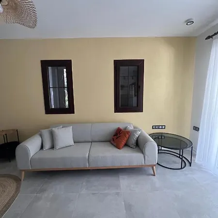 Oludeniz Luxury With Jacuzzi, Common Pool Vilă *