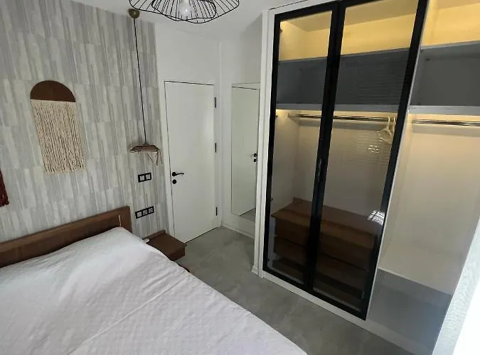 Oludeniz Luxury With Jacuzzi, Common Pool Villa *